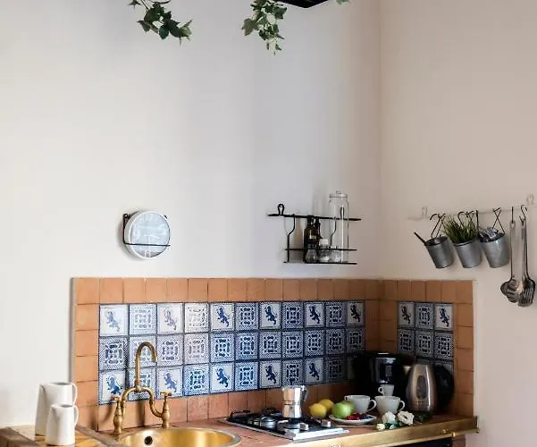 Πανσιόν Agora - Armida 3*